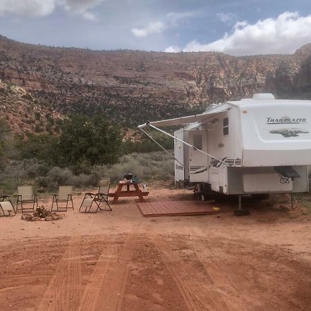 Hotel Camp Valhalla At Zion Colorado City Exterior foto