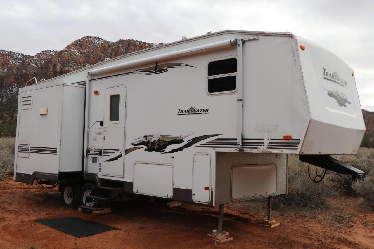 Hotel Camp Valhalla At Zion Colorado City Exterior foto
