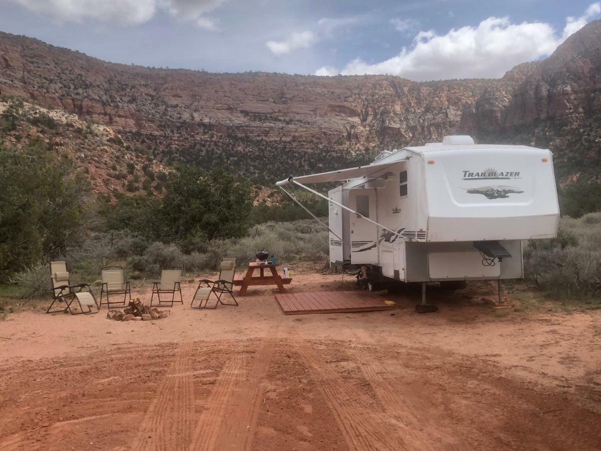Hotel Camp Valhalla At Zion Colorado City Exterior foto